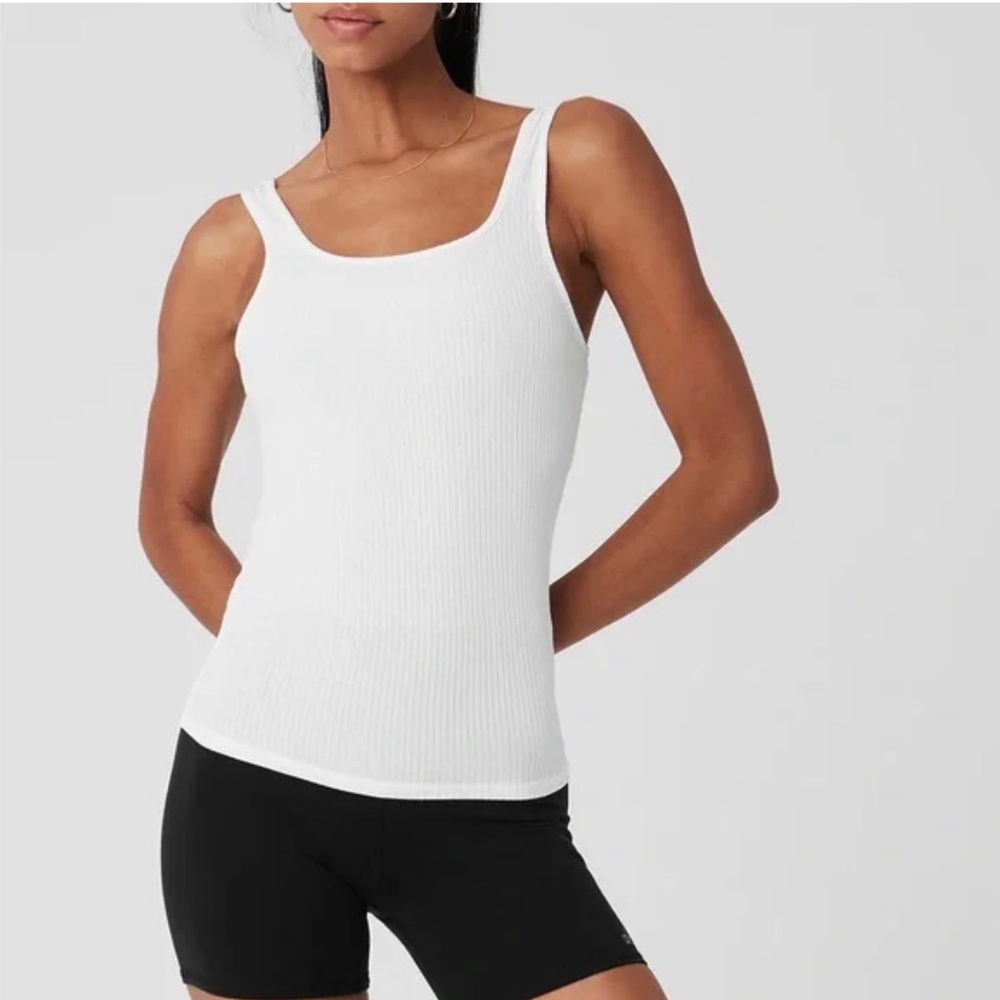Alo Yoga Ribbed Seacoast scoop Tank Top Small Ivory Bone Color